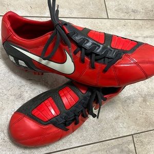 Nike T90 soccer cleat Excellent condition